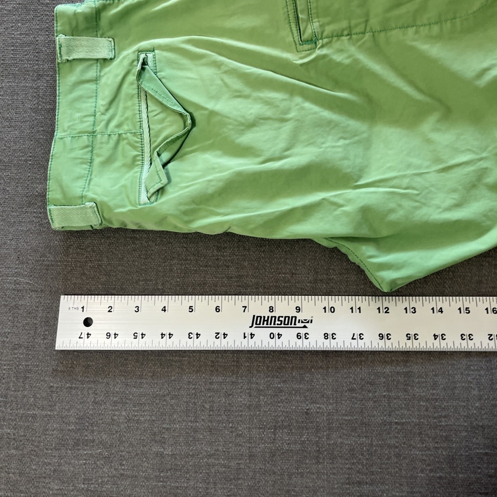Bugatchi Men's Green Chino Shorts Size 36 - Picture 9 of 10